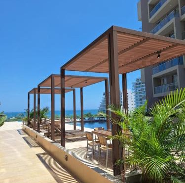 Exclusivo apartasuite con terraza y vista al mar - Bello Horizonte