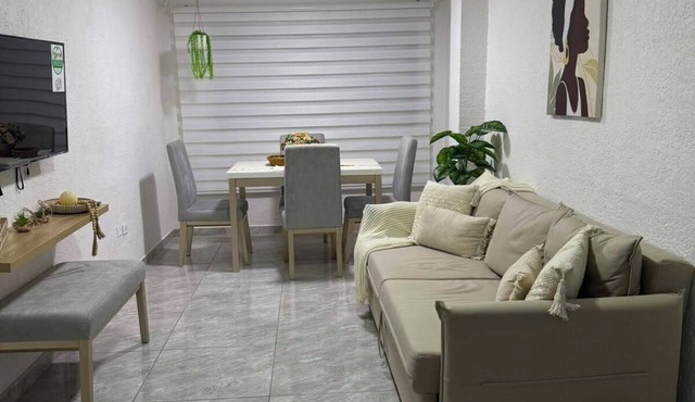 Family-Friendly 3-Bedroom Apartment Near San Felipe Castle in cartagena