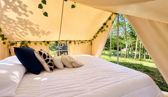 Glamping Mango for 2 people Hacienda Adrenalina in Cordoncilla
