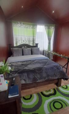 Glamping y Cabañas el Encanto los Lirios in Tota
