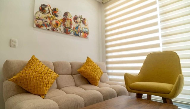 Golden Breeze Apartment Beach Seaview Pool