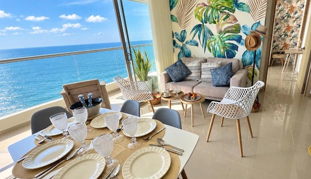 Great sunsets & sea views, near beach&downtown in Cartagena de Indias