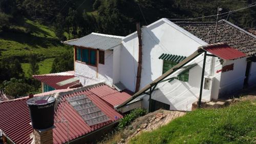 HOSPEDAJE BELLA VISTA MONGUI