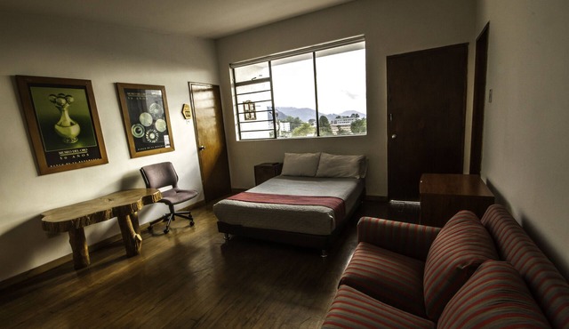 Hostal De La 57 - Hostel