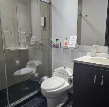 Hotel 104 Art Suites