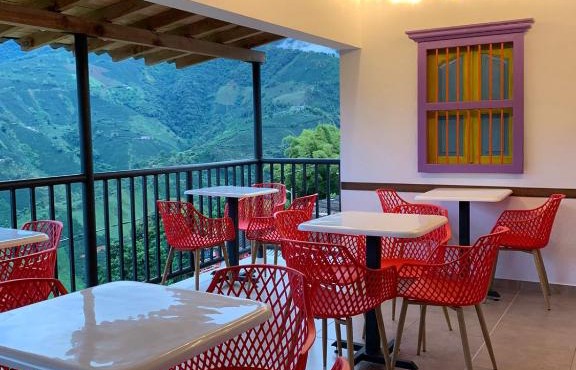 Hotel Betania Plaza in Betania