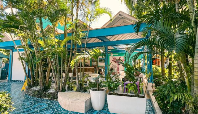 Hotel Cocoplum Beach