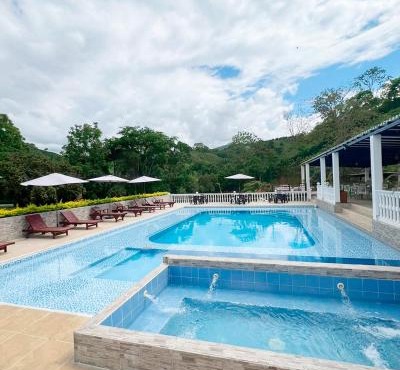 Hotel Jardín Del Río in El Bosque