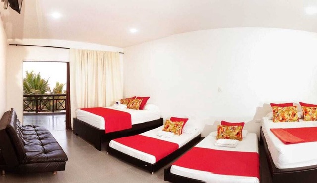 HOTEL LOS TAMBOS DEL CARIBE BEACH