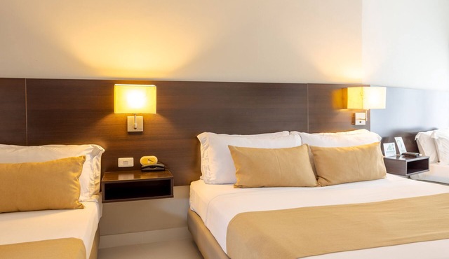 Hotel Manantial