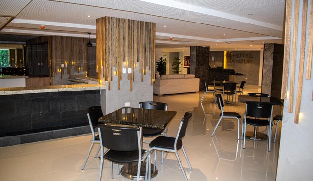 Hotel Manzur