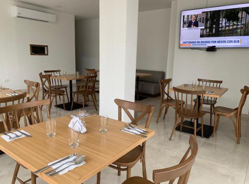 Hotel Metropolitano Plaza