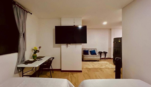 Loft in West Cali (pet friendly) in Cali