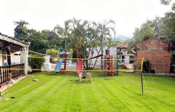 Los Grajales country house in Ciudad Jardin