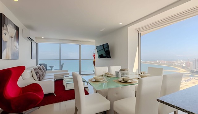 Luxurious Sea View & Historic Center “Morros City”