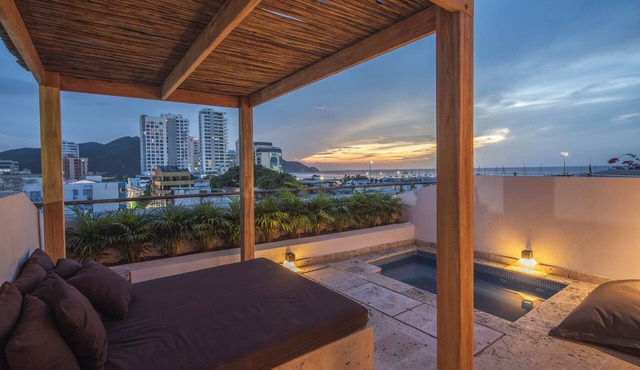 Luxury 3-Story Penthouse Rooftop Pool Ocean Views in Santa Marta