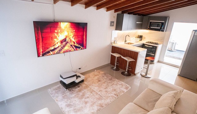 Luxury New Apartment | 7 min to El Poblado | Fast WiFi