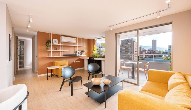 Magnificent 2BR Apt with A/C, great view & swimming pool in Provenza