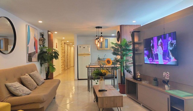 Modern, 3-bedroom, elegant apartment in the best location 402