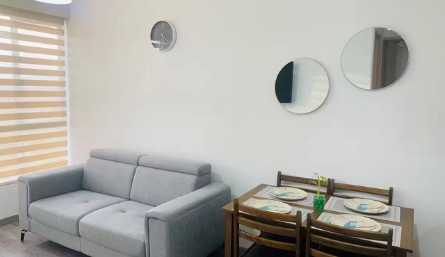 Modern apartment, near the airport, family-friendly, quiet, with a beautiful view of Bogotá.