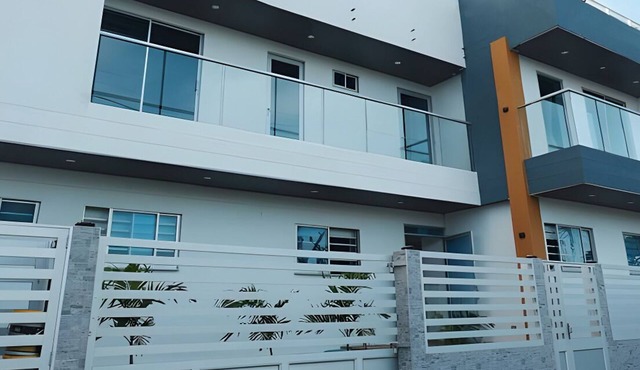 PARCEROS GROUP - 2 BEDROOM VACATION APARTMENT, SAN ANDRES ISLANDS in San Andrés