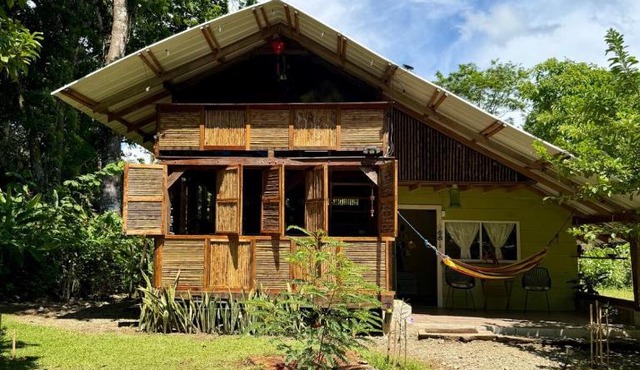 peaceful 2 bedroom house, in Capurgana in Capurganá