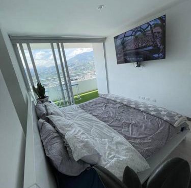 Penthouse Lujo Itagui 40 Piso Vista Panoramica Jacuzzi Sauna Largo Plazo