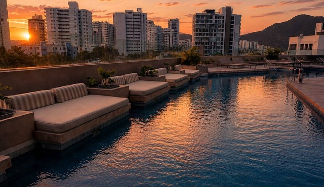 Premium loft with pools and jacuzzi near the beach