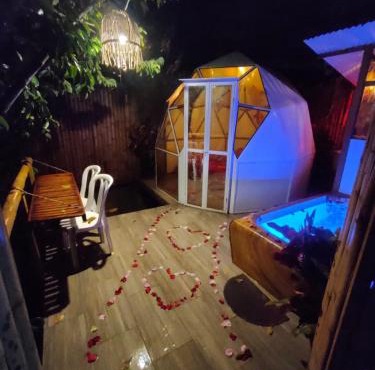River Glamping Melgar