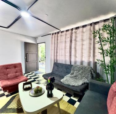 Spacious dream house Medellín Laureles