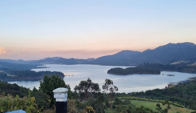 Suite 2 with a view of the Neusa Reservoir in Cundinamarca