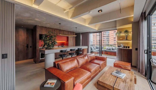 Terrace Apartment w/Jacuzzi, City Views & Pool in Medellín