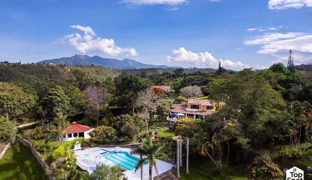 TopSpot® de 800 m² - Piscina Privada/Billar/Micro