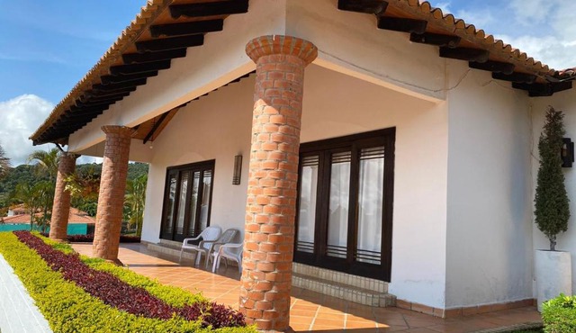 Villla Celeste, 5 Minutes From Lake Calima