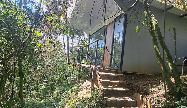 VÖRA Romantic Getaway & Boutique Cabin in the Woods in La Vega