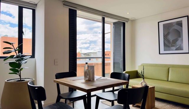 w* | Compact 2BR in Santa Barbara w/Balcony in Bogotá