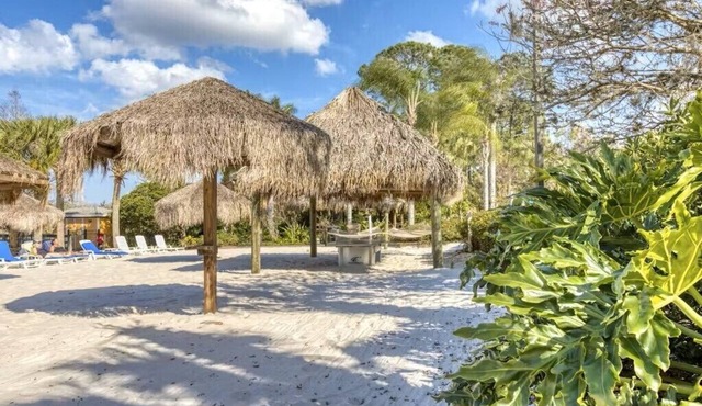Wonderful 3-bedroom condo with AC in charming near disney
