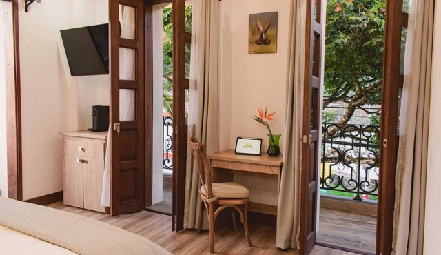 WR BOUTIQUE HOTEL
