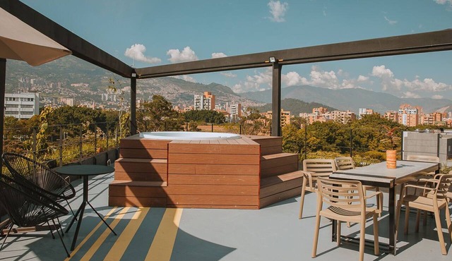 Youthful Design Studio in the heart of Laureles