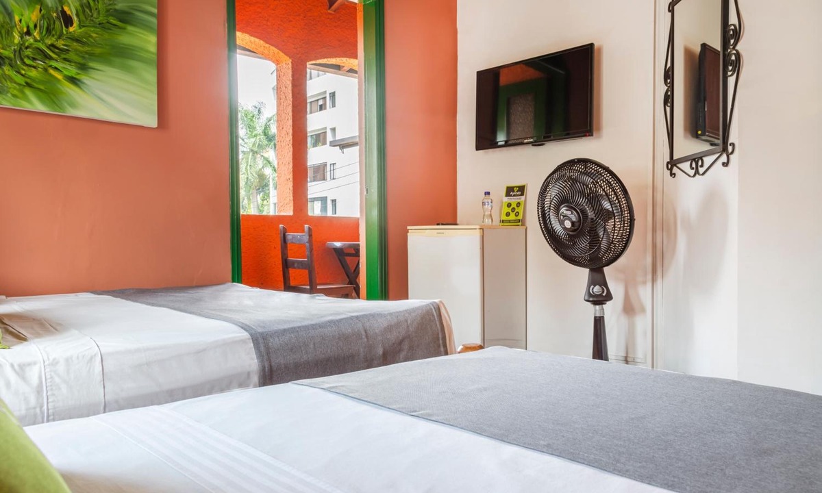 La Aguacatala Hotel | Hotel Ayenda Habana Vieja 1221