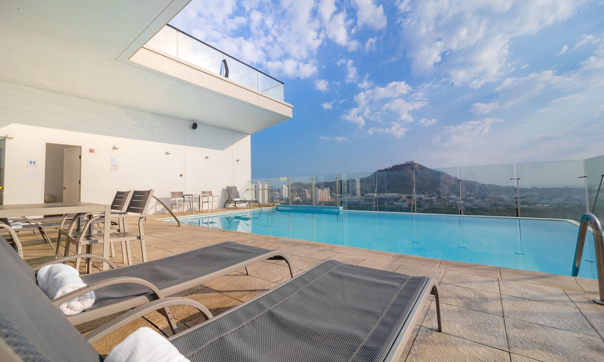 Manga Hotel | Holiday Inn Express Cartagena Manga by IHG