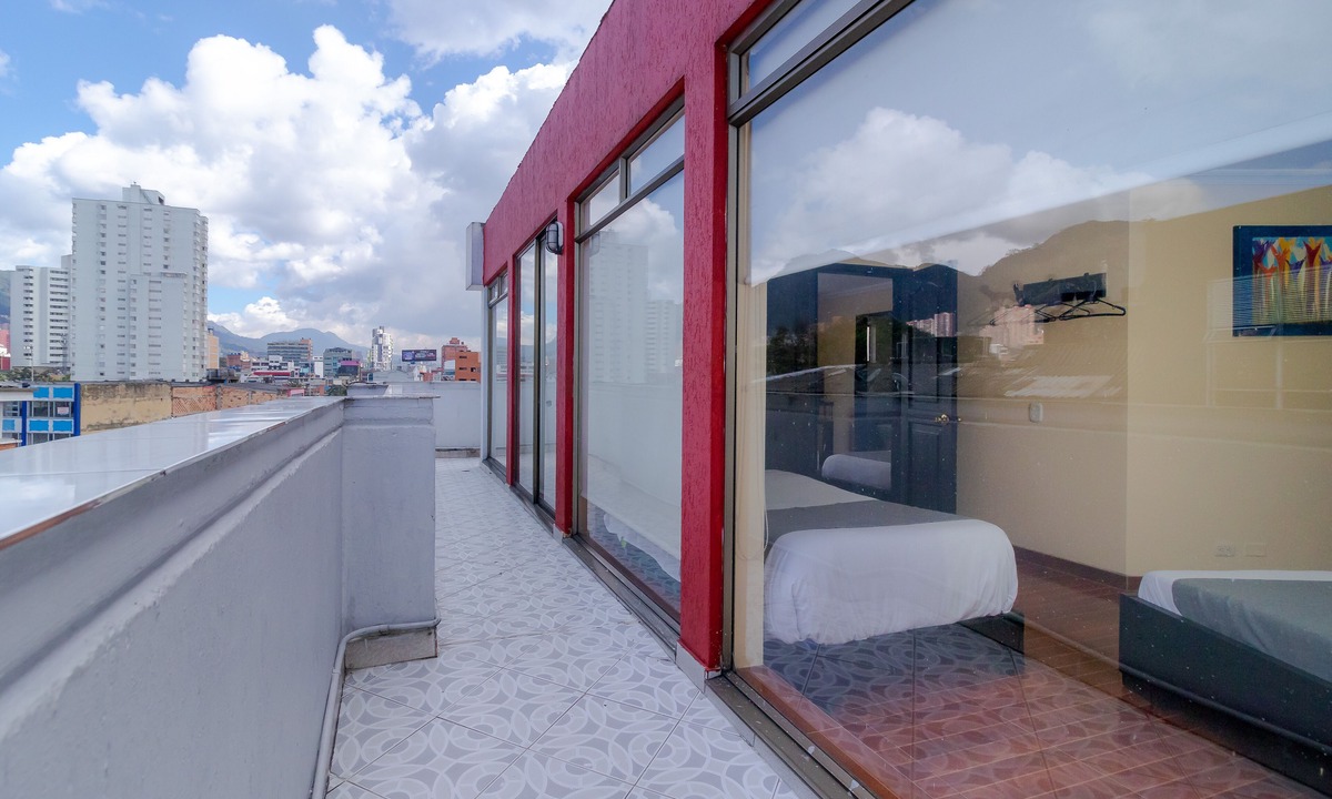 Barrios Unidos Hotel | Ayenda Normandy