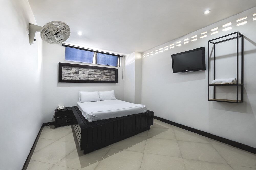 Villa Nueva Hotel | Hotel Kong