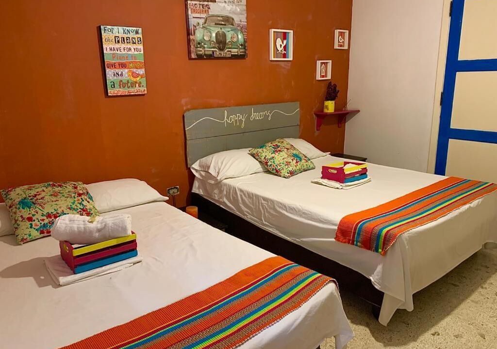 Cali Hostel | The Pelican Larry Hostel