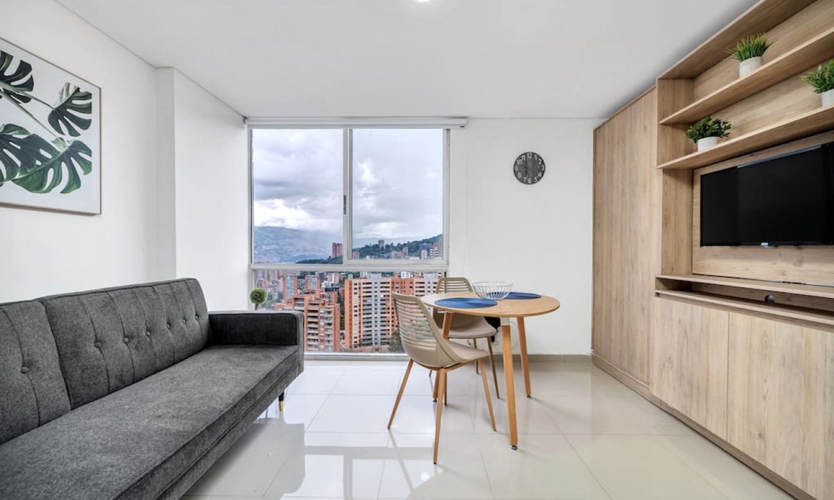 El Tesoro Apartment | Oslo 2411 in Medell n