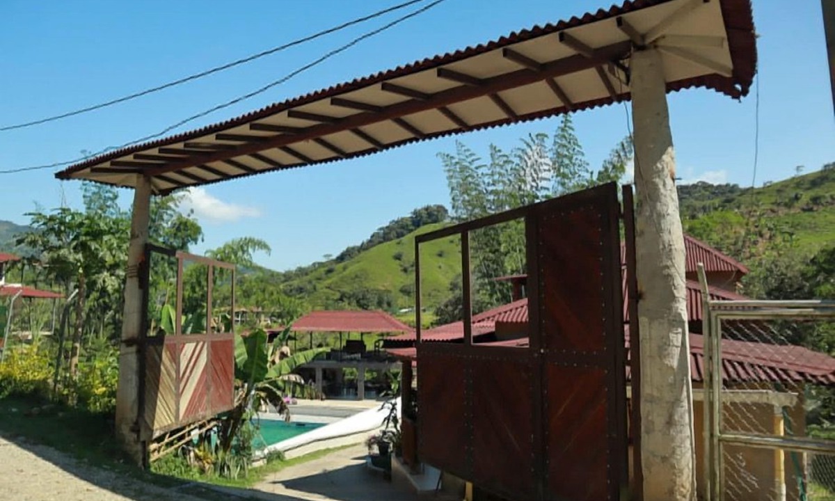 Cocorna Hostel | Hostal Manantiales La Esperanza