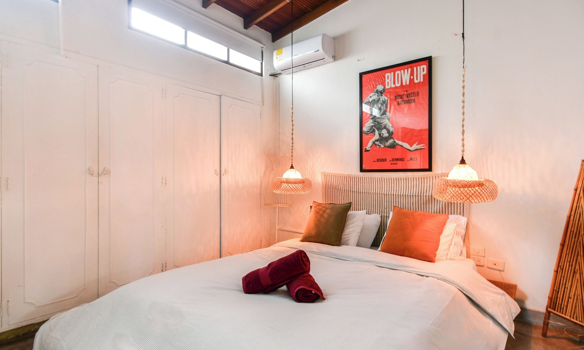 La America House | Casa Bolivar by Wynwood House