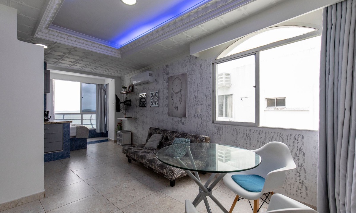 Bocagrande Apartment | Playa Mar Beach