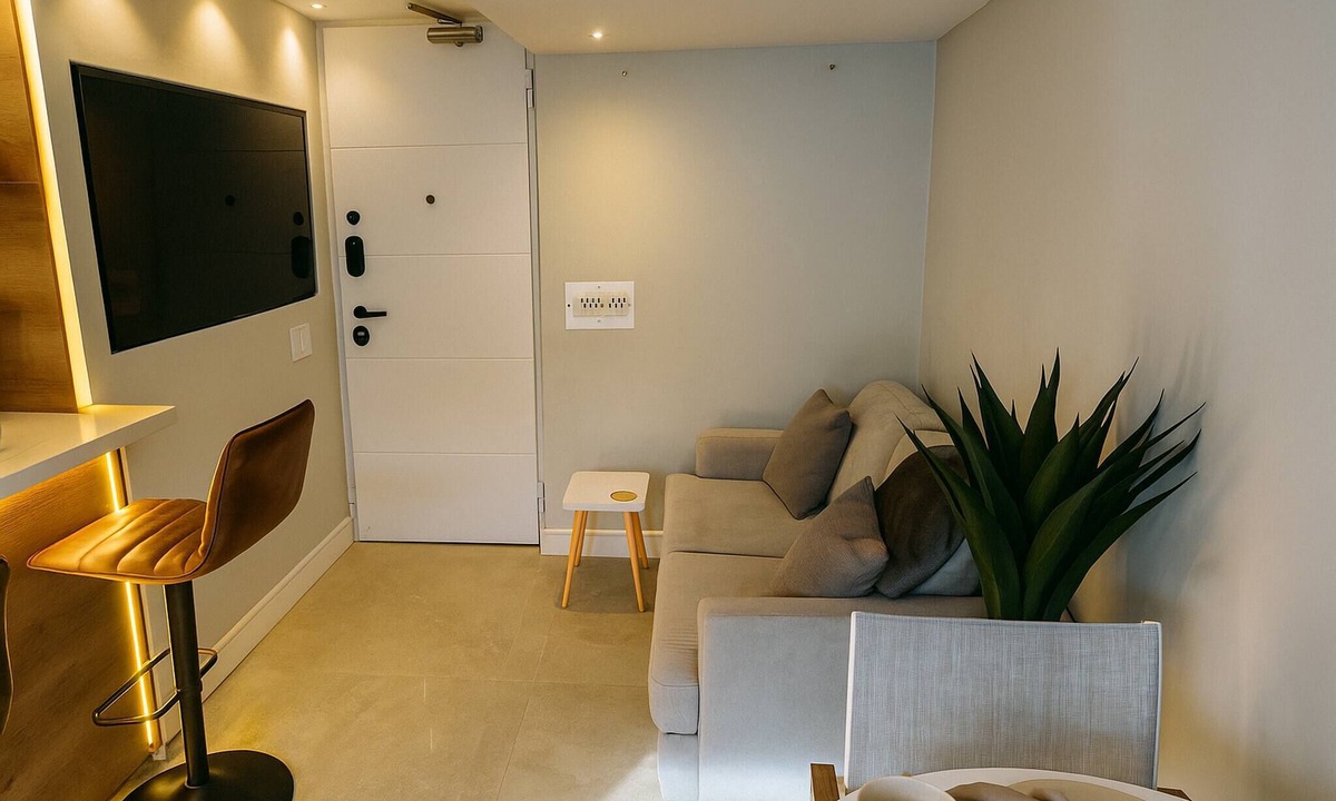Medellin Apartment | Stylish 1BR Getaway, Jacuzzi, Fireplace, Gym and AC