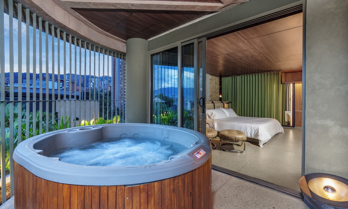 La Florida Hotel | 23 Living